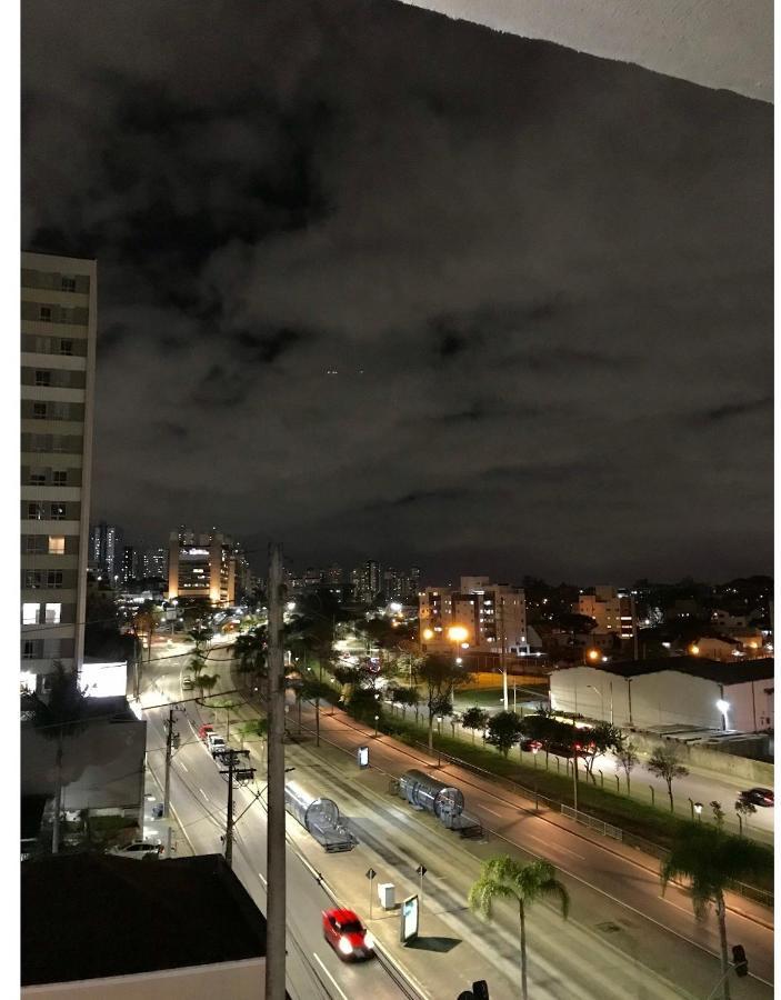 Studio 11 11 Cristo Rei Apartment กูรีตีบา ภายนอก รูปภาพ